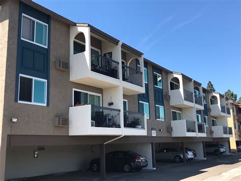 This apartment lists for 1895mo, and includes 1 beds, 1. . 5353 baltimore dr la mesa ca 91942